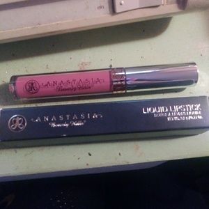 BNIB ABH liquid lipstick.